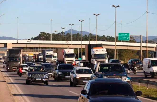 Política e Políticos – Guardem os foguetes!