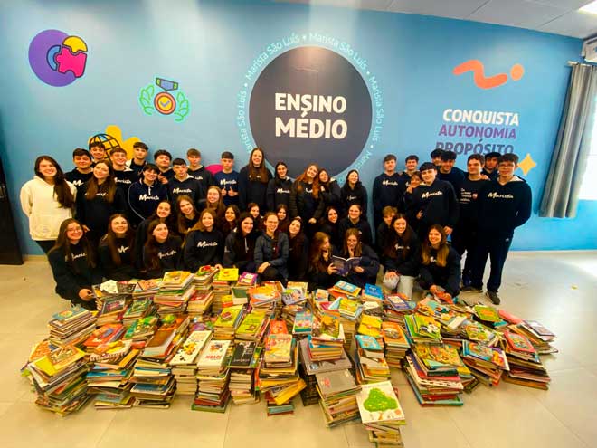 Estudantes de Jaraguá arrecadam mais de 2 mil livros para doação