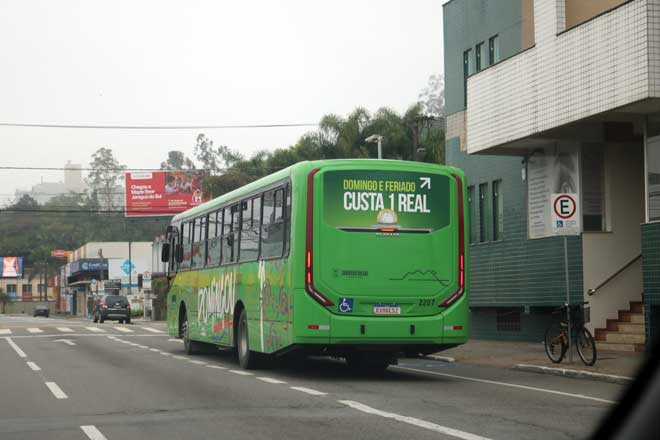 Veja quais são os horários com mais movimento nos ônibus em Jaraguá do Sul