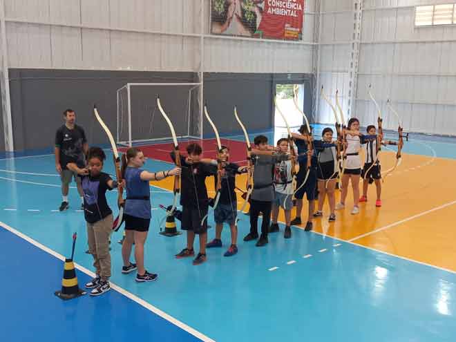 Sesc Verão tem atividades diárias na Praça Ângelo Piazera