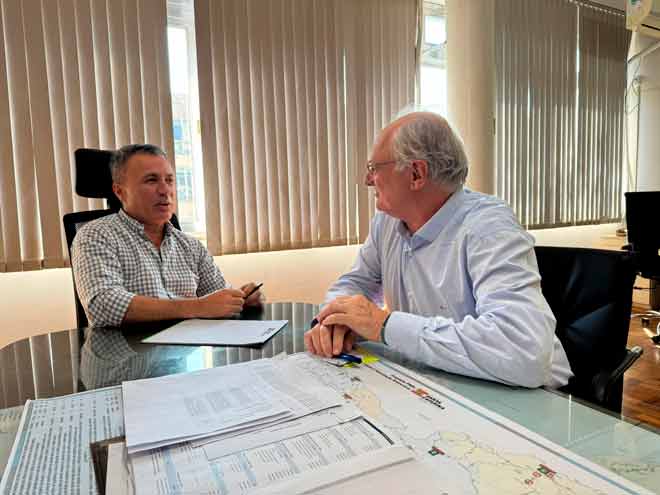 Deputado Vicente cobra celeridade em obras rodoviárias junto ao Estado