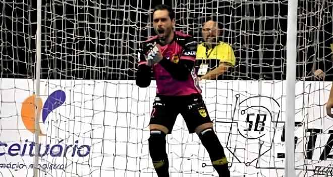 Jaraguá Futsal traz Tatinho e faz jogo de despedida ao goleiro Tiago