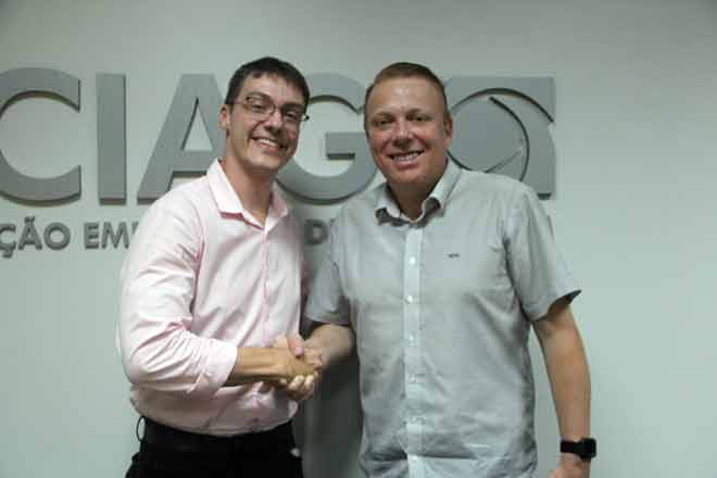 Leandro Fröhlich eleito presidente da Aciag