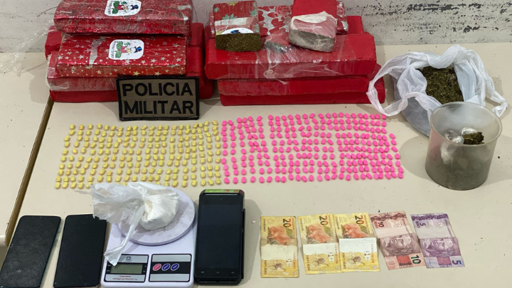 PM apreende grande quantidade de drogas em Guaramirim e Joinville