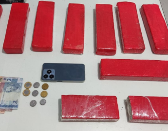 Polícia Militar de Schroeder apreende 6,5kg em drogas