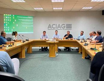 Executivo Municipal discute planejamento na plenária da Aciag
