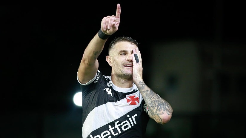 Futebol: Com brilho de Vegetti, Vasco da Gama vence o Santos de virada