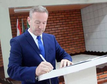 Schroeder encaminha projetos ao desenvolvimento e inovação