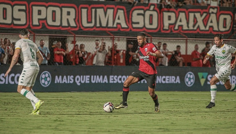 Futebol: Atlético-GO e Cuiabá empatam em jogo com gol anulado no final