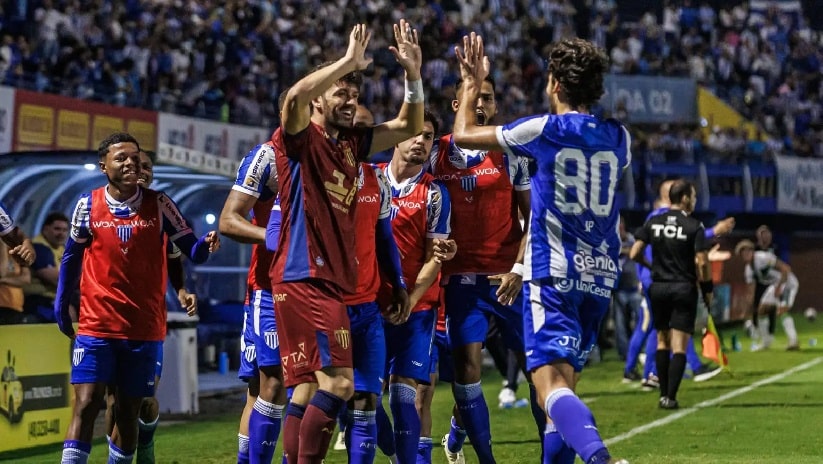 Futebol: Avaí bate o América-MG e dorme na liderança da Série B