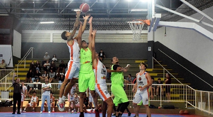 Basquete: AJAB vence Brusque e sobe na tabela do estadual sub-20