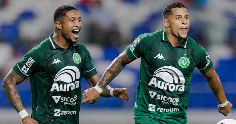 Futebol: Chapecoense e Avaí vencem no Campeonato Brasileiro da Série B