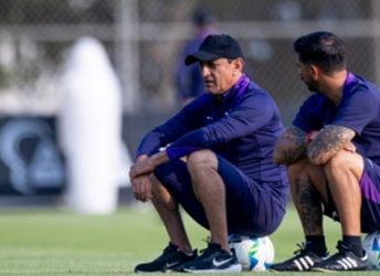 Futebol: Ramón Díaz é demitido do comando técnico do Corinthians