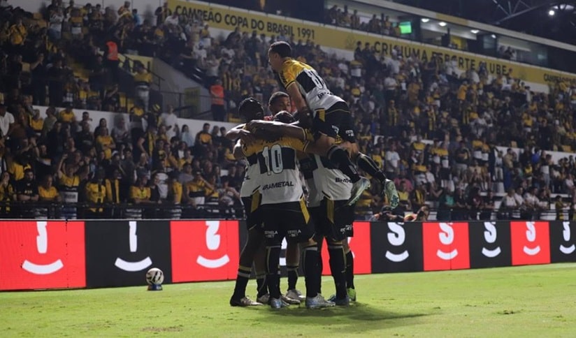 Futebol: Criciúma goleia Athletic e ganha primeira na Série B
