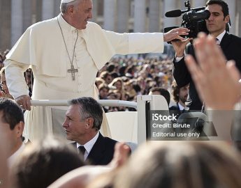 Morre o Papa Francisco