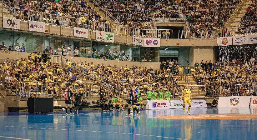 Futsal: Jaraguá encara Foz Cataratas pela LNF na Arena