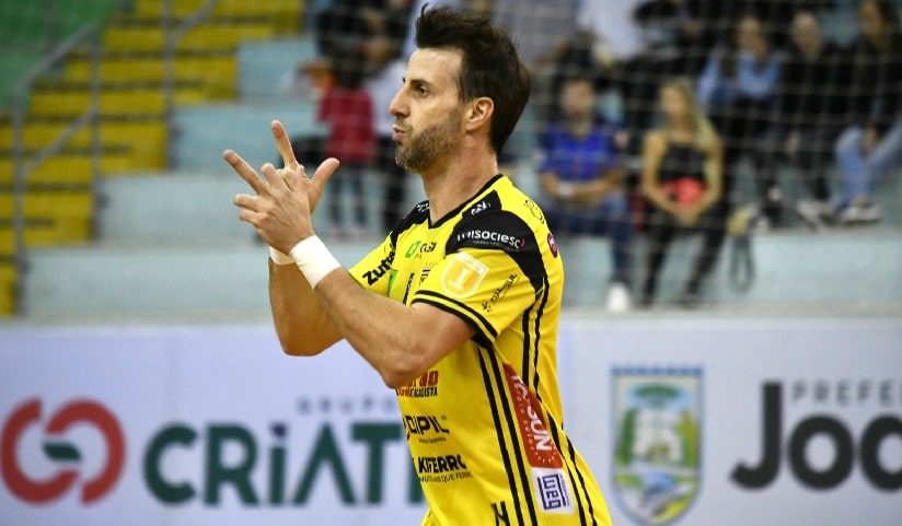 Futsal: Jaraguá faz campanha solidária para jogo da Série Ouro