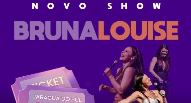 Bruna Louise em apresentação de stand-up com público envolvido no teatro
