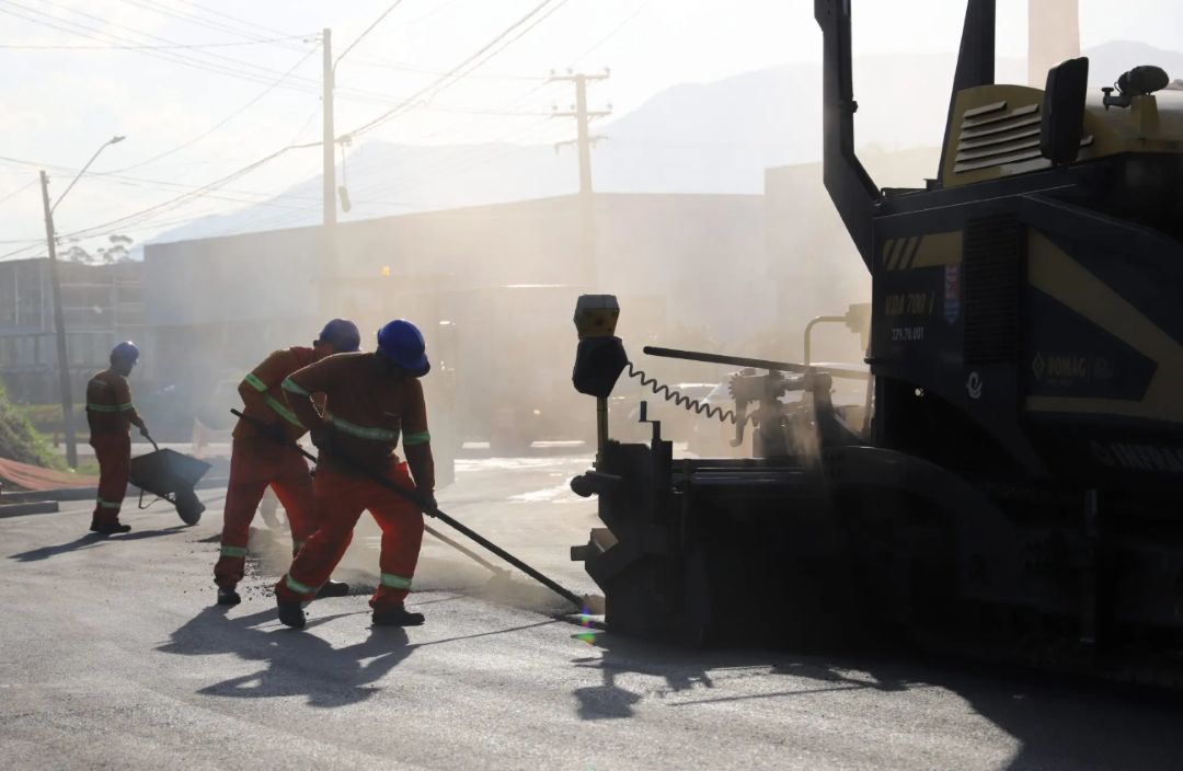 obra na BR-280 em Jaraguá do Sul