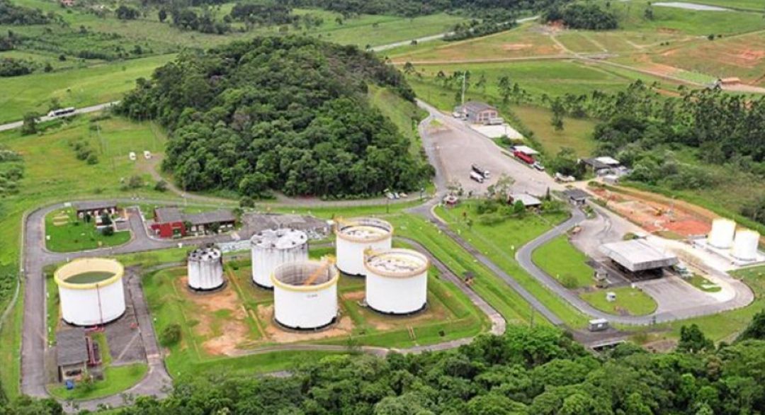 Base de distribuição petroleira de Guaramirim