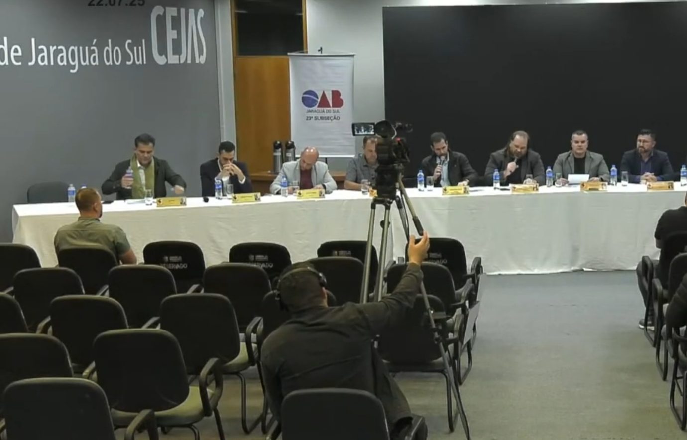 Câmara aprova novo cargo para reforçar diálogo com o Executivo; veja outras funções criadas