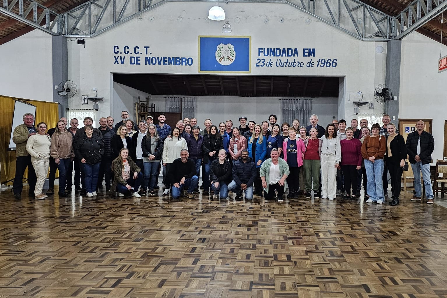 Associações turísticas de Jaraguá e Pomerode se unem para discutir melhorias nas rotas da região