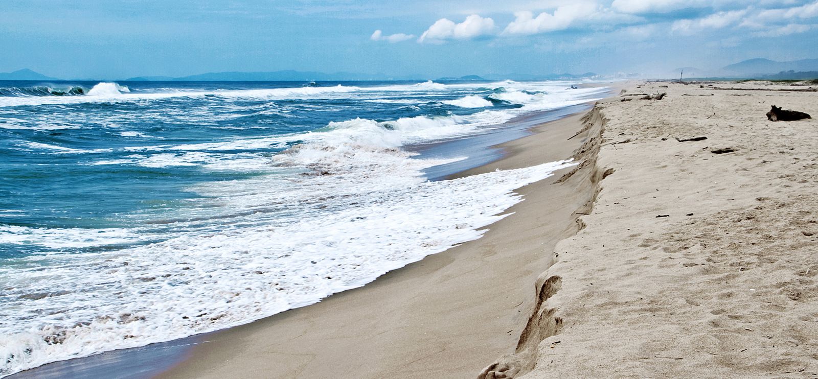 Barra do Itapocu: praia tranquila e esquecida do lado de Jaraguá