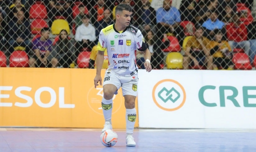 Futsal: Jaraguá tem grande jogo contra o Praia Clube pela LNF
