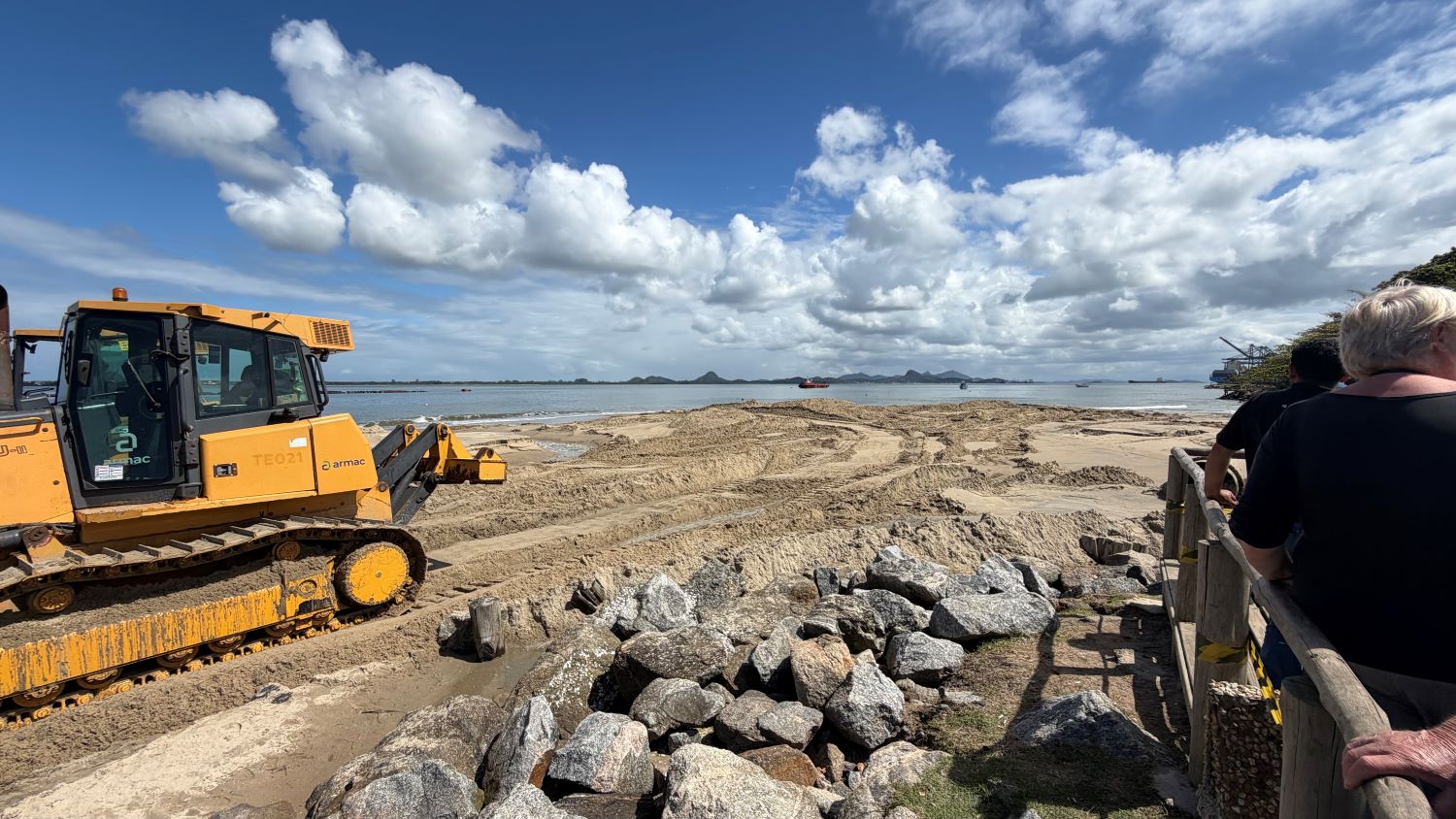 Areia chegando: alargamento de orla muda paisagem de praia do Norte de SC