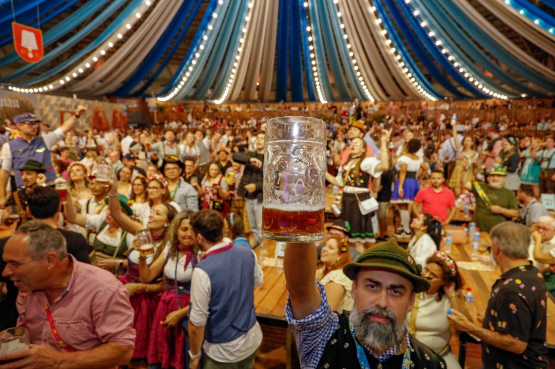 Últimos dias de Oktoberfest 2025: o que você precisa saber para curtir saindo de Jaraguá