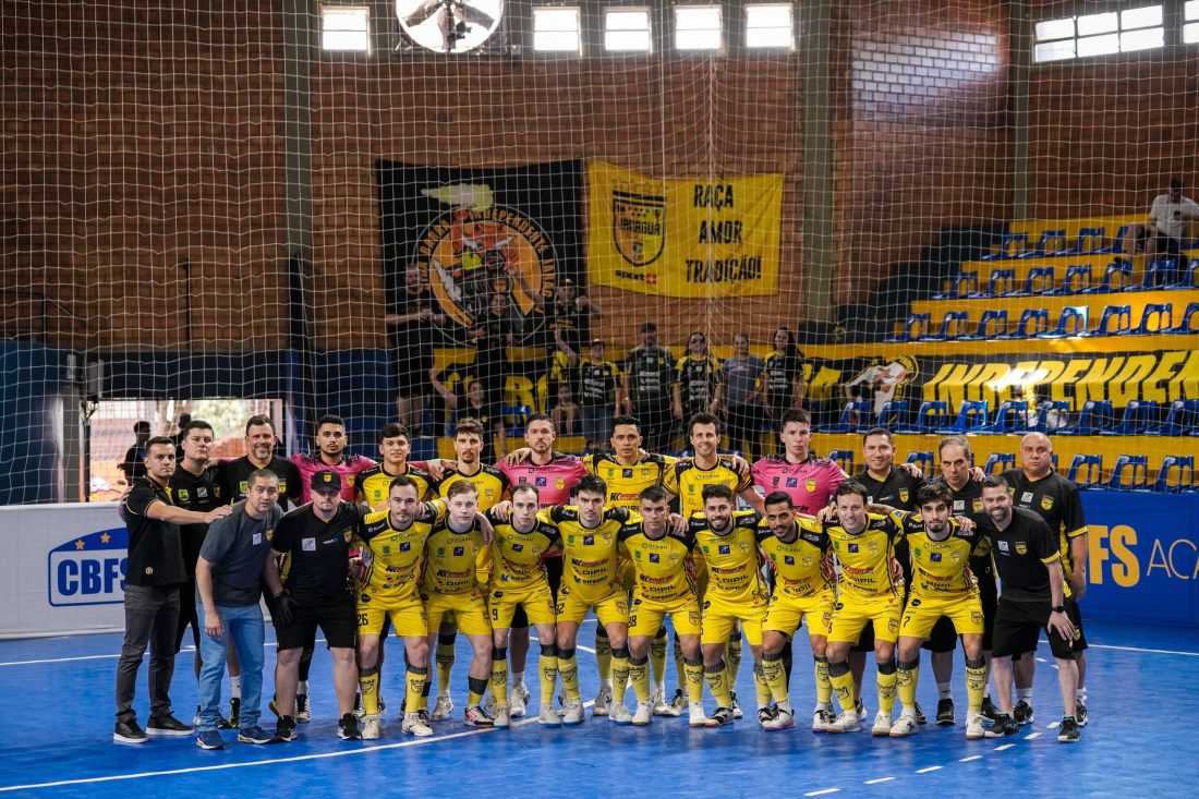 Jaraguá Futsal leva virada nos segundos finais e fica com o vice da Copa Sul