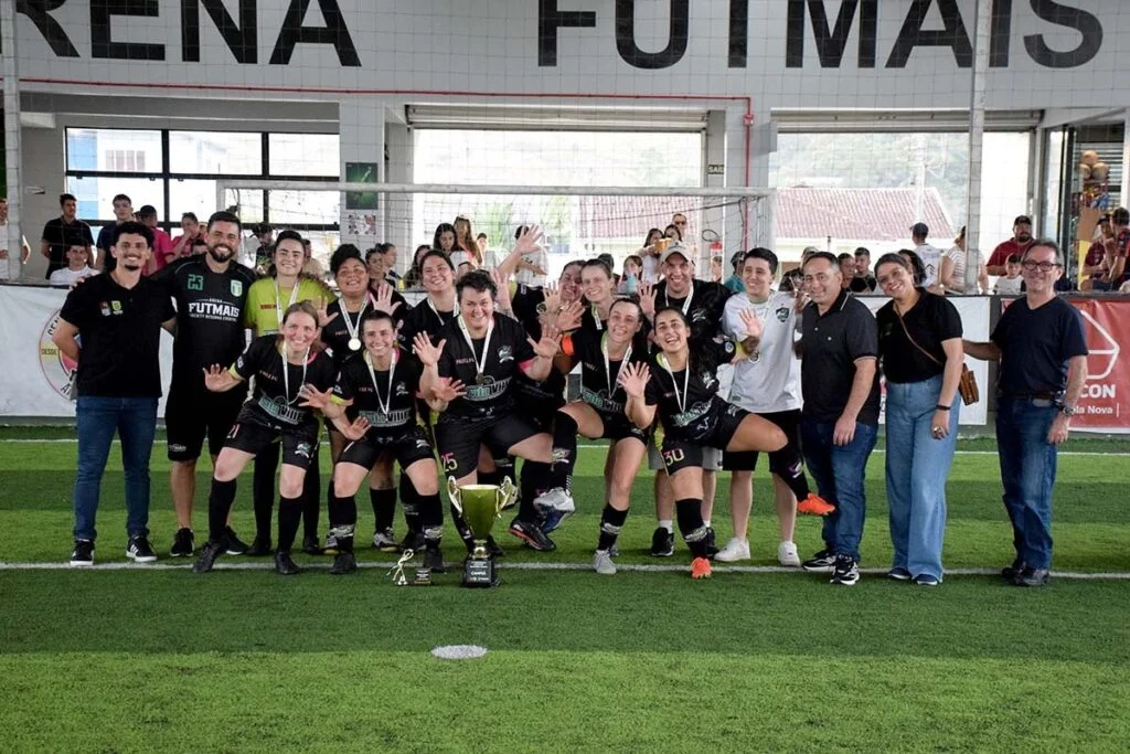 Lagartixas é campeã do Varzeano Feminino de Society em Jaraguá do Sul