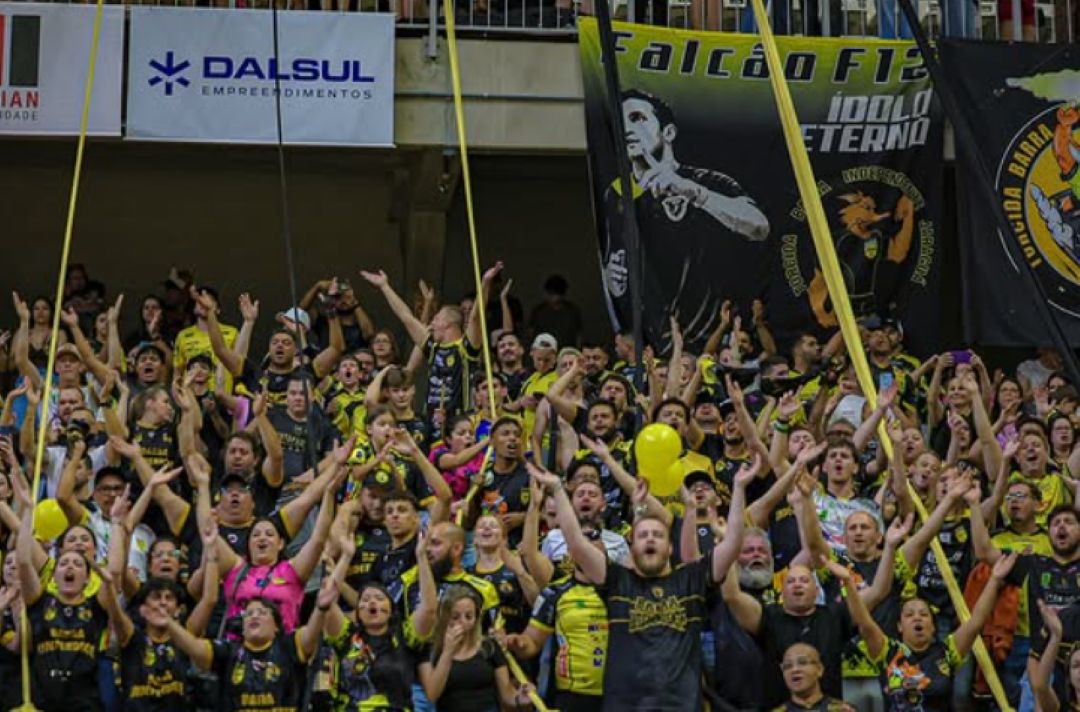 Além de celebrar a classificação, sócios-torcedores do Jaraguá Futsal poderão ter 1 mês de internet grátis