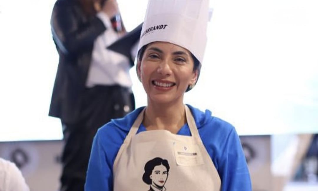 Jaraguaense Juliana Nardelli ganha destaque em campeonato mundial de tiramisù na Itália