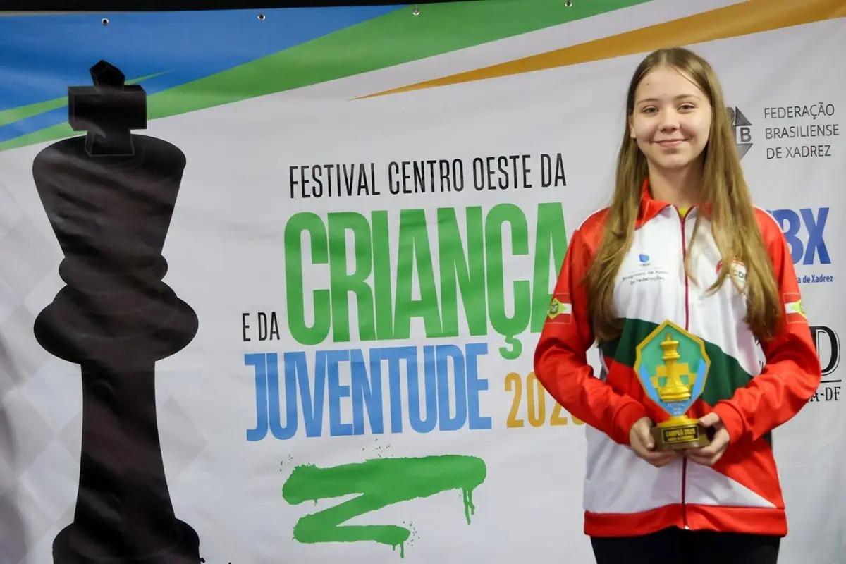 Aos 14 anos, jaraguaense conquista título cobiçado no xadrez brasileiro; entenda!