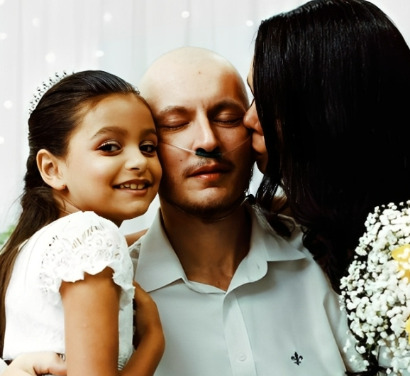 Paciente realiza sonho de casamento dentro de hospital em cidade de SC