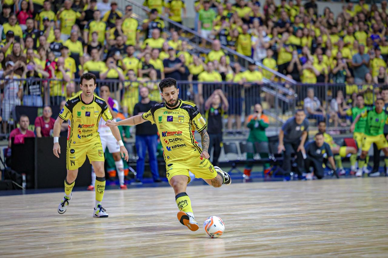 Fora de casa, Jaraguá Futsal encara o Criciúma pela semifinal do Catarinense nesta quarta (3); veja onde assistir!