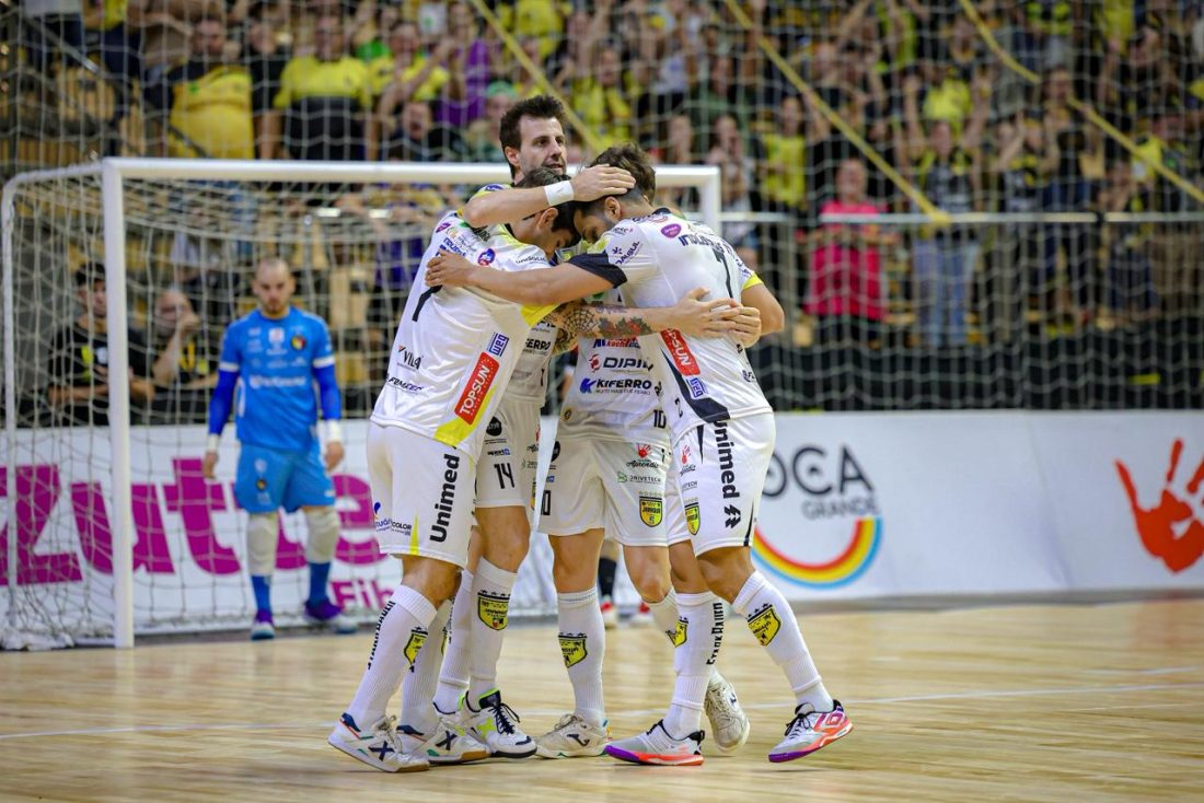 Classificado! Jaraguá Futsal bate Blumenau e garante vaga na semifinal do Catarinense; veja como foi
