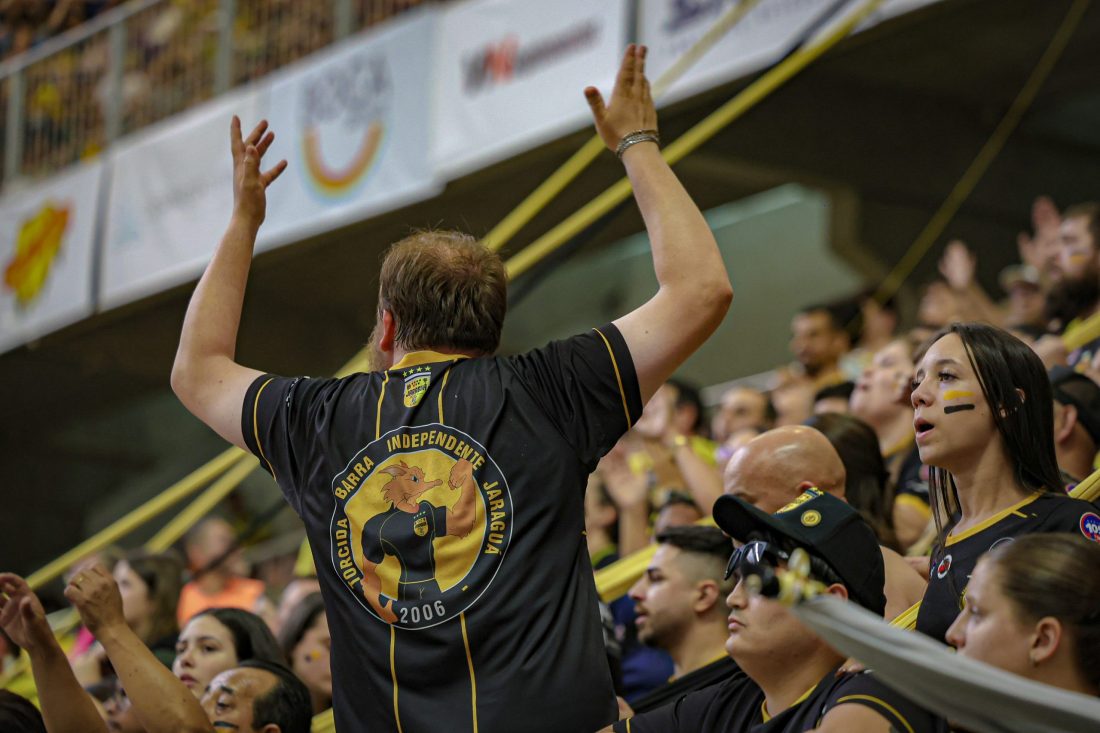Jaraguá Futsal divulga vaquinha para levar torcida de volta a Erechim na semifinal da LNF
