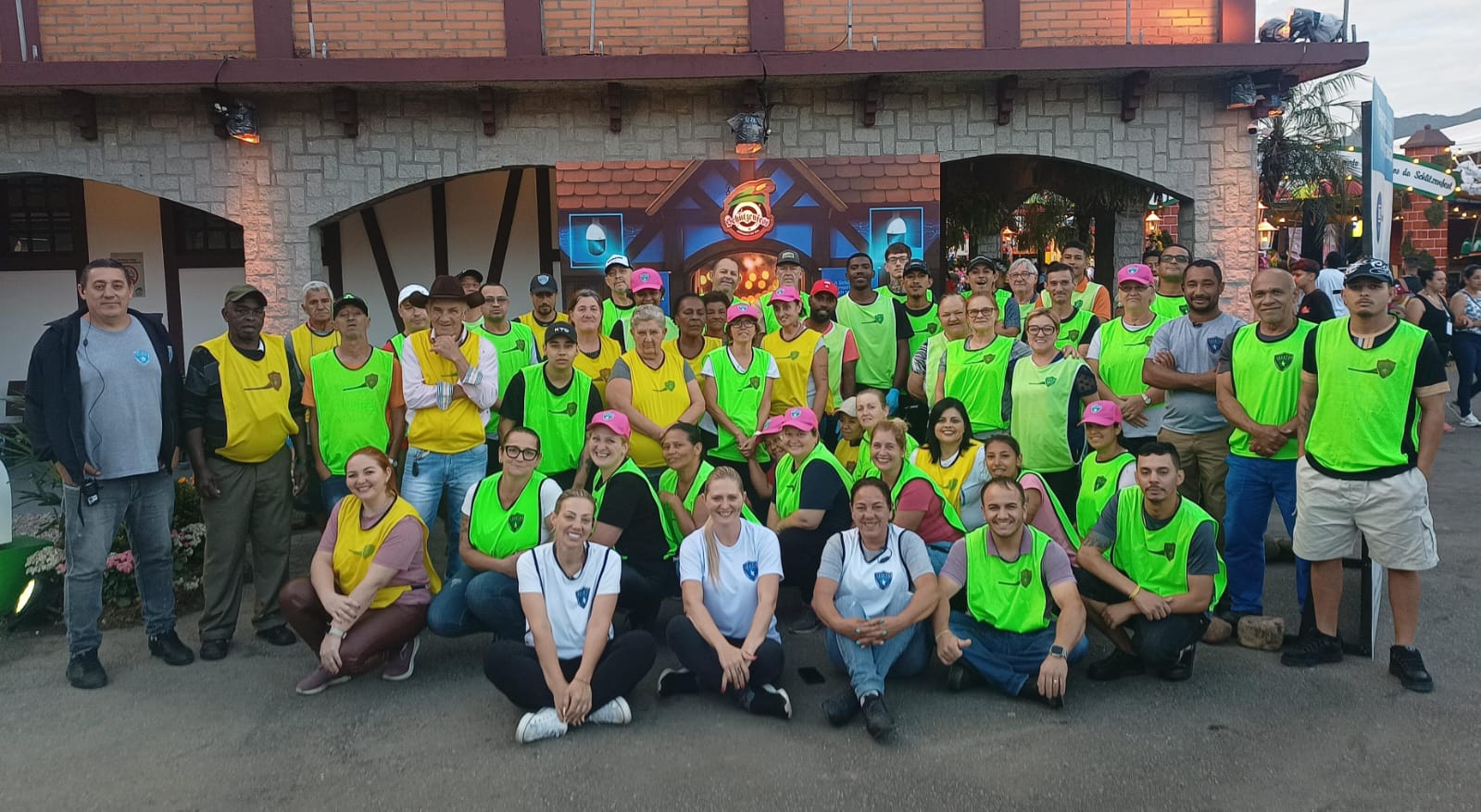Quem está por trás da limpeza da Schützenfest 2025? Mais de 90 pessoas cuidaram da festa todos os dias