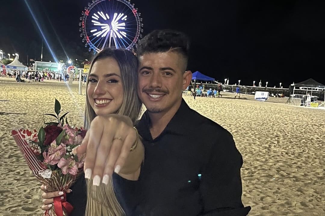 Pedido de casamento em roda-gigante de Balneário Camboriú viraliza nas redes; veja o vídeo