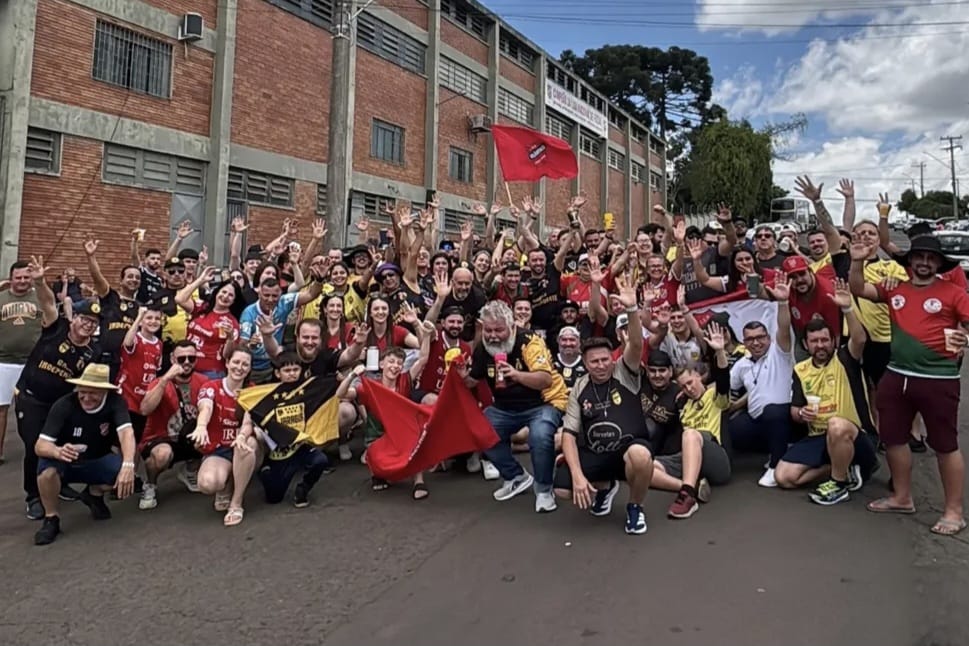 Torcida do Jaraguá Futsal organiza campanha para ajudar Erechim após temporal de granizo; saiba como doar