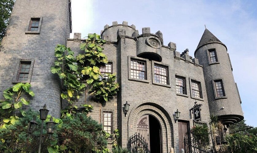 FOTOS: Conheça o castelo britânico de SC que já foi elogiado pela Rainha Elizabeth