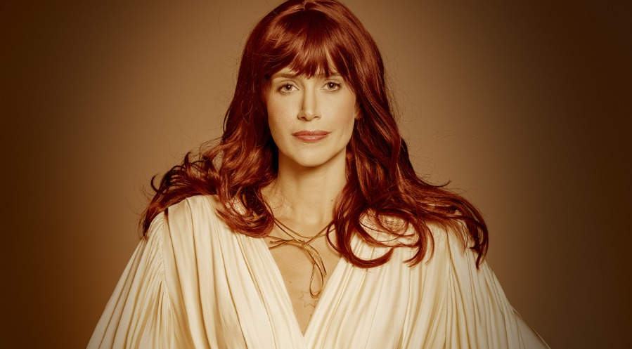 Tributo emocionante a Rita Lee chega a Joinville com Mel Lisboa no palco; veja detalhes!