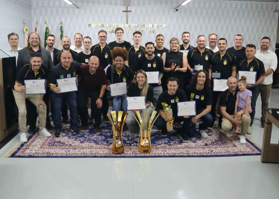 Jaraguá Futsal é homenageado pela Câmara de Vereadores após conquistar o hexa da LNF; veja o vídeo
