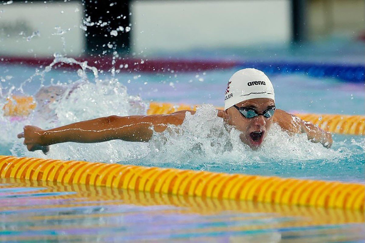 Atleta jaraguaense de natação conquista 4 medalhas e quebra 3 recordes nos Jogos Abertos de SC