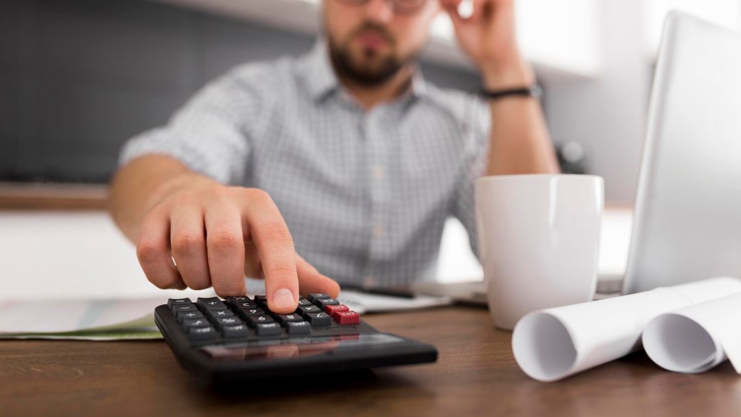 Mais de 2 milhões de catarinenses têm dívidas sem saber; veja oportunidades de renegociação