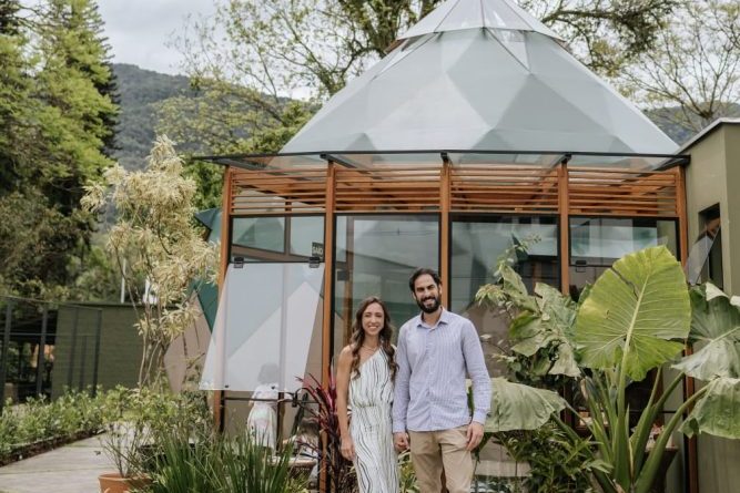 Jaraguaenses criam espaço que une medicina, meditação e arte no Centro da cidade