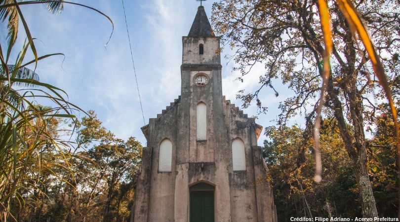 Igreja centenária abandonada em SC guarda lenda urbana que intriga gerações; coinfira!