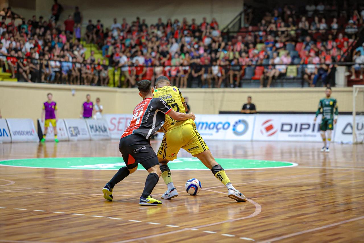 Com pouco tempo de descanso, Jaraguá Futsal encara JEC e sai em desvantagem na ida do catarinense